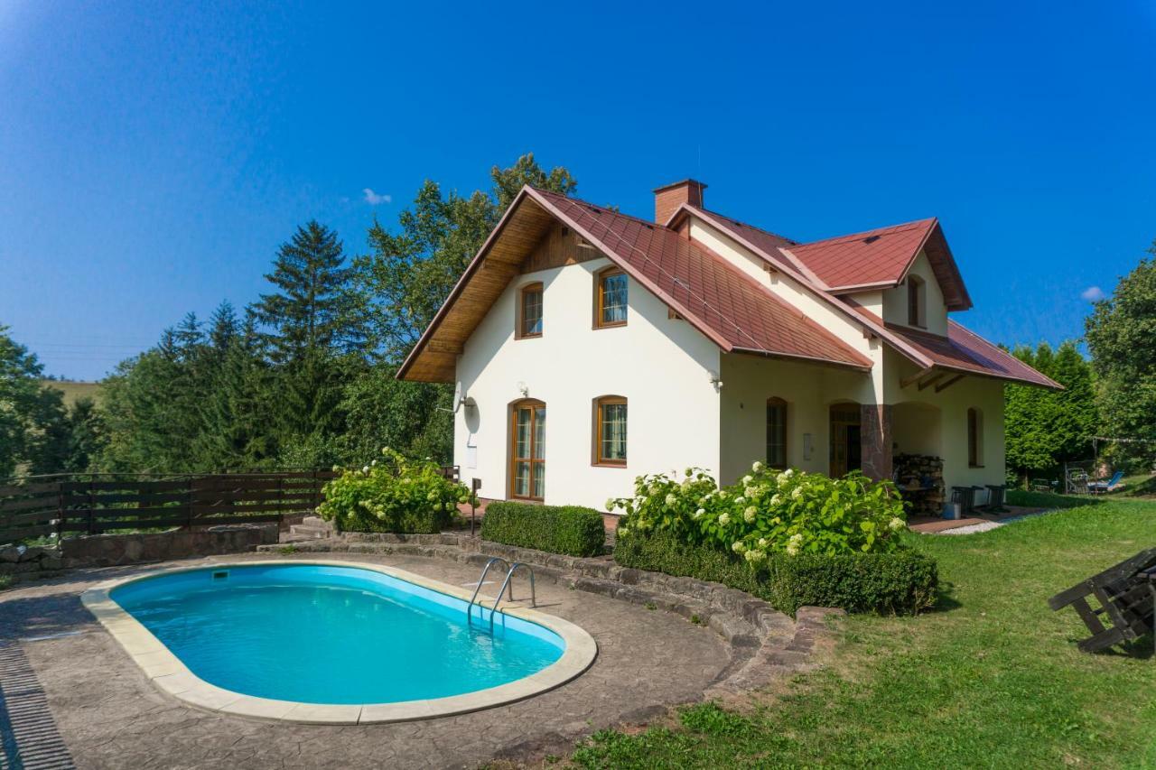 Holiday Villa Javornik Εξωτερικό φωτογραφία